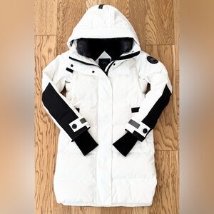 Canada Goose Black Label Bennett Parka White Size xs